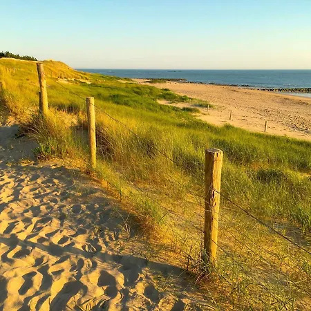 Charmante Maison Près De La Avec Wi-fi Et Parking Privé - Fr-1-224b-243 * L'Epine (Vendee)