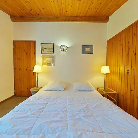 Holiday home Charmante Maison Pres De La Avec Wi-fi Et Parking Prive L'Epine (Vendee)