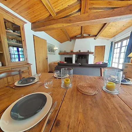 Charmante Maison Pres De La Avec Wi-fi Et Parking Prive Holiday home