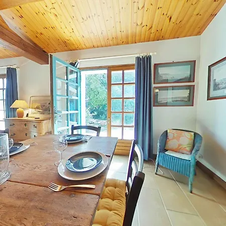 Charmante Maison Pres De La Avec Wi-fi Et Parking Prive - Fr-1-224b-243 Holiday home *